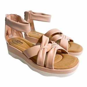Clarks Clara Rae Light Pink Sandals Size 8.5